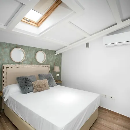 Feelathome Martires Apartment