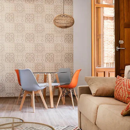Feelathome Martires Apartment Malaga